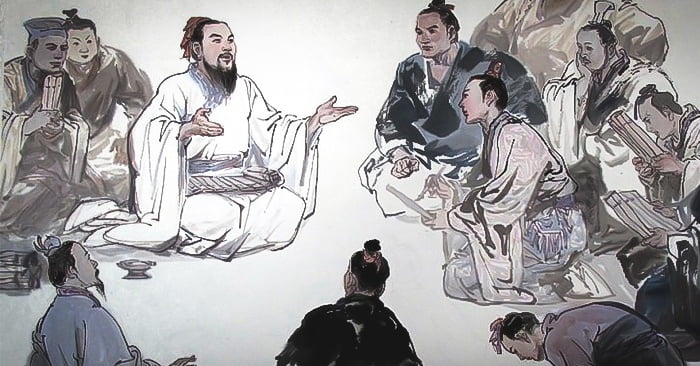 LỢN MẸ GIẾT LỢN CON
